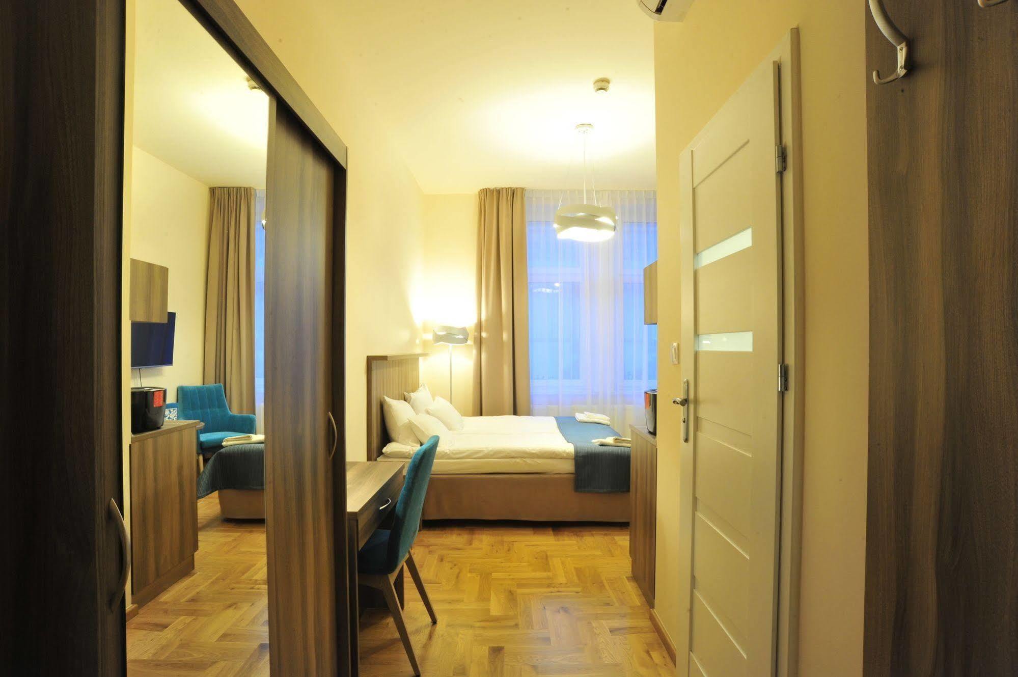 Kosmopolita Apartments Krakow Ngoại thất bức ảnh